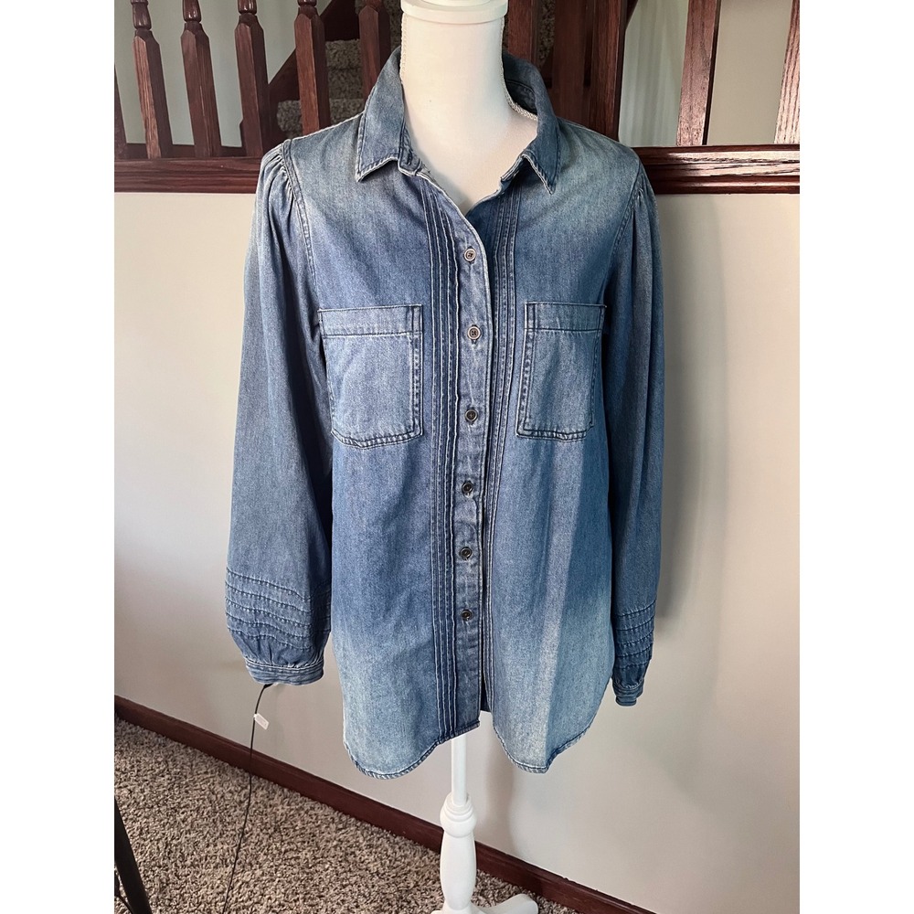 Vintage American Eagle Denim Shirt Medium Wash Pintuck Button Down Top Womens M
